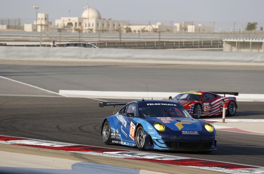  Porsche 911 GT3 RSR 2012 года  (фото 222 из 429)